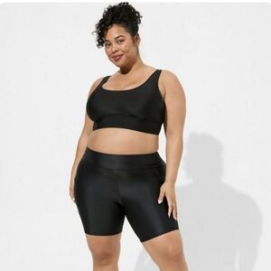 Torrid Swim Biker Short With Pockets size 4x